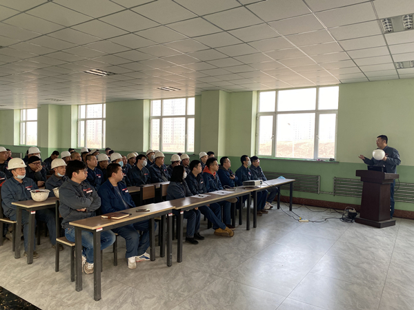 4.新城供热公司开展安全专项培训.jpg 4.新城供热公司开展安全专项培训.jpg