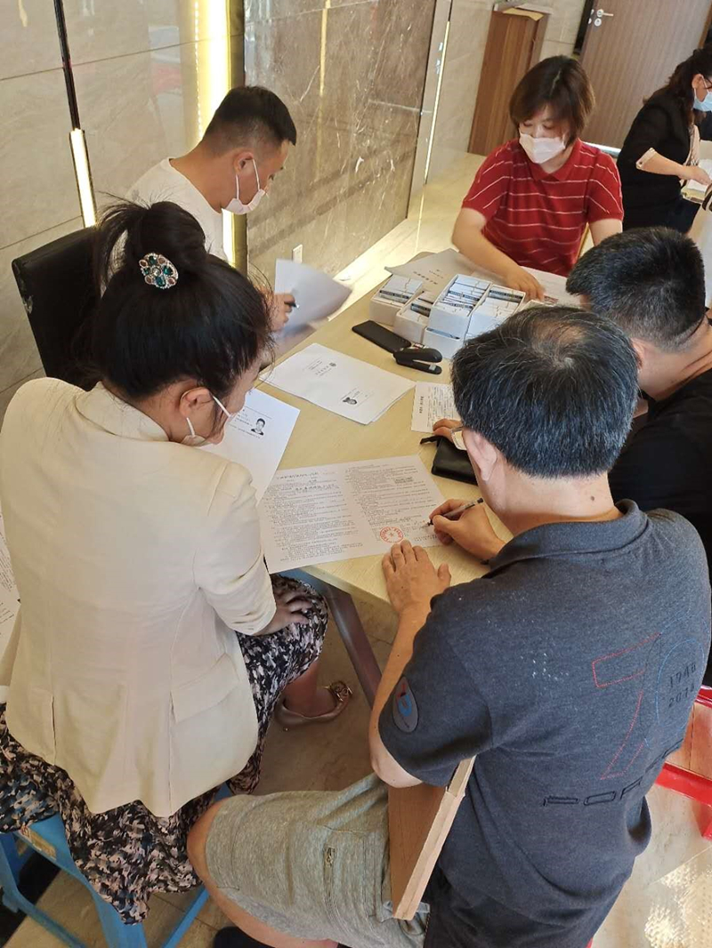 021新城总公司组织人员现场办公_副本.jpg 021新城总公司组织人员现场办公_副本.jpg