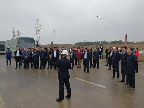 3.双阳区领导视察集团在建康养项目_副本.png 3.双阳区领导视察集团在建康养项目_副本.png