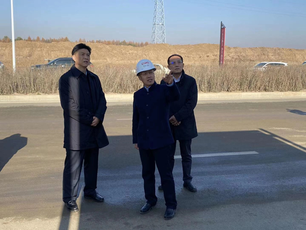 22.李培华总经理陪同考察并介绍项目情况_副本.png 22.李培华总经理陪同考察并介绍项目情况_副本.png