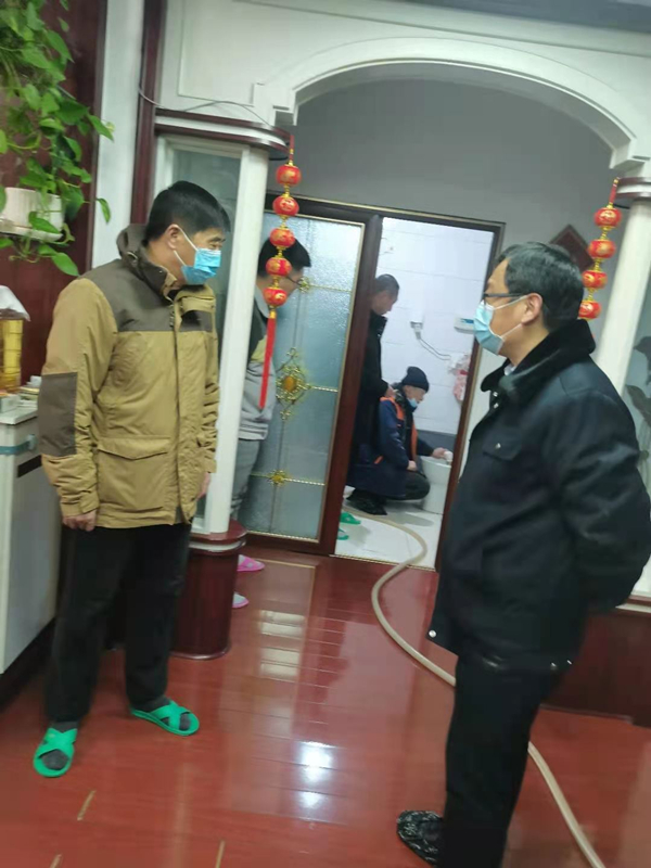 13.节能总公司开展入户测温普查行动_副本.jpg 13.节能总公司开展入户测温普查行动_副本.jpg