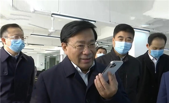 封一: 吉林省委副书记、省长韩俊莅临线上最火买球站伊通供热_副本.jpg 封一: 吉林省委副书记、省长韩俊莅临线上最火买球站伊通供热_副本.jpg