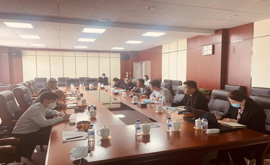 15 旅游集团总经理对奢岭乡村都市发展暨全域旅游规划做汇报_副本.png 15 旅游集团总经理对奢岭乡村都市发展暨全域旅游规划做汇报_副本.png