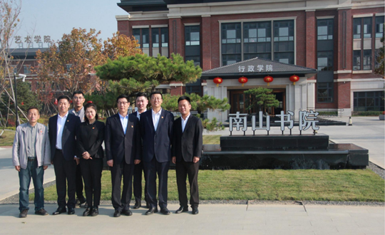 9 康养合作公司党员合影_副本.png 9 康养合作公司党员合影_副本.png