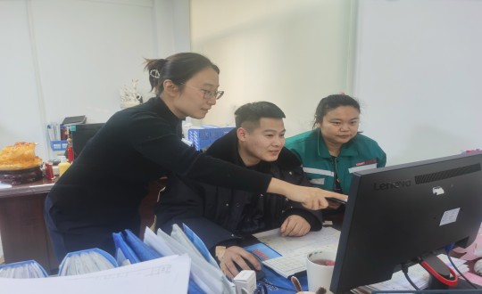 7.装配式总公司财务部组织库存软件上线培训_副本.jpg 7.装配式总公司财务部组织库存软件上线培训_副本.jpg