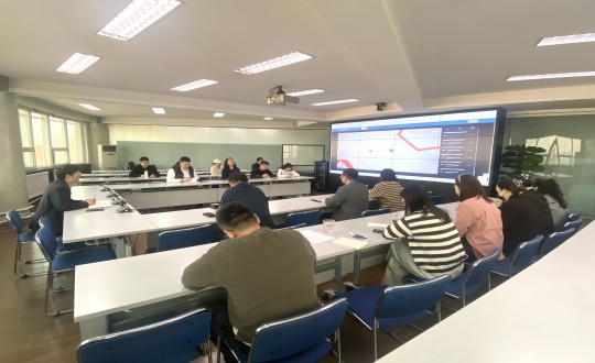 2.集团运营管理中心开展内部培训_副本.jpg 2.集团运营管理中心开展内部培训_副本.jpg