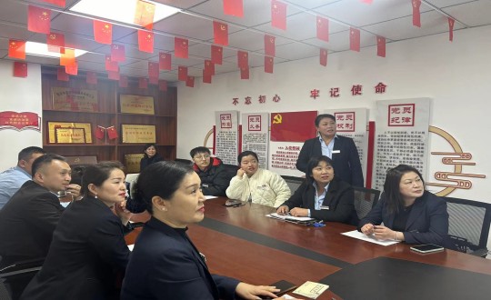 22.物业总公司敦化项目组织客服家人召开3月份经营分析会_副本.jpg 22.物业总公司敦化项目组织客服家人召开3月份经营分析会_副本.jpg