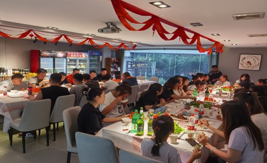 35.药业公司召开半年总结大会暨团建现场_副本.jpg 35.药业公司召开半年总结大会暨团建现场_副本.jpg