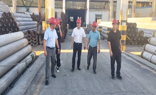 10.刘翔鹏总经理一行前往建华建材(吉林)有限公司参观学习_副本.jpg 10.刘翔鹏总经理一行前往建华建材(吉林)有限公司参观学习_副本.jpg