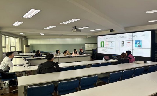 26.健康产业集团健康居家服务事业部举办“华为数字人”学习交流会_副本.jpg 26.健康产业集团健康居家服务事业部举办“华为数字人”学习交流会_副本.jpg