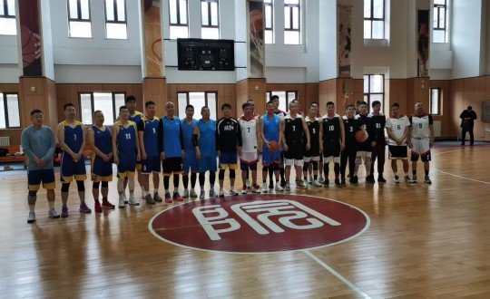 3.线上最火买球站南山篮球社群携手长春烟草公司篮球友谊赛合影_副本.jpg 3.线上最火买球站南山篮球社群携手长春烟草公司篮球友谊赛合影_副本.jpg