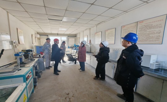 8.双阳区工信局副局长王云平一行莅临装配式总公司进行工作踏查_副本.jpg 8.双阳区工信局副局长王云平一行莅临装配式总公司进行工作踏查_副本.jpg