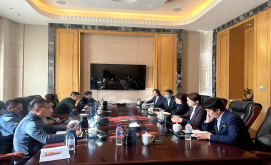 2.酒店公司经营分析会现场_副本.jpg 2.酒店公司经营分析会现场_副本.jpg