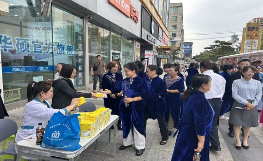 24.医疗公司开展公卫知识宣讲_副本.jpg 24.医疗公司开展公卫知识宣讲_副本.jpg